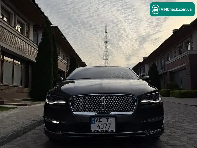 Lincoln MKZ 2019, фото з оголошення 2 з 18, VIN 3LN6L5F92KR625129