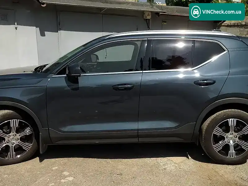 Volvo XC40 2020, фото з оголошення 1 з 20, VIN YV1XZA6VCL2330601