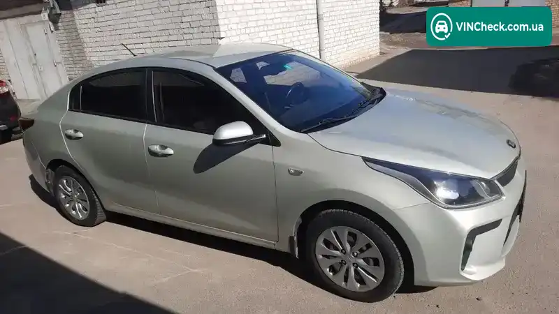 Kia Rio 2018, фото з оголошення 2 з 21, VIN Z94C241AAJR066901