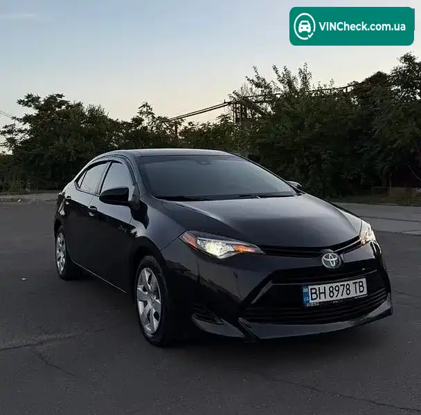 Toyota Corolla 2017, фото з оголошення 2 з 13, VIN 5YFBURHE7HP638572