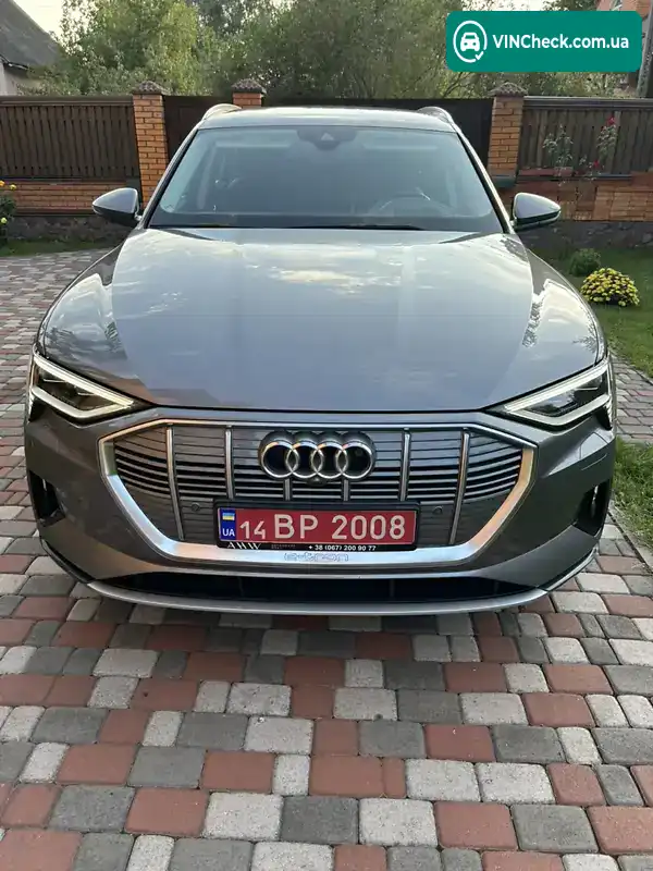 Audi e-tron 2019, фото з оголошення 1 з 13, VIN WAUZZZGE9LB006033