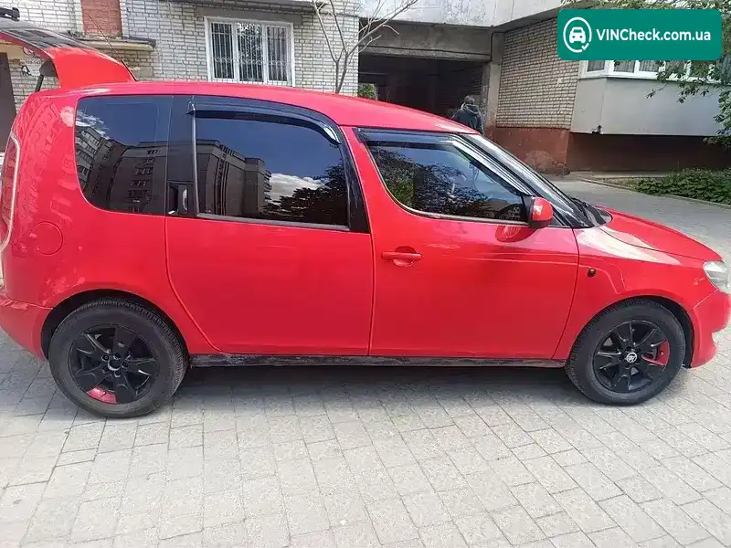 Skoda Roomster 2011, фото з оголошення 2 з 10, VIN TMBNJ25JXB7017625