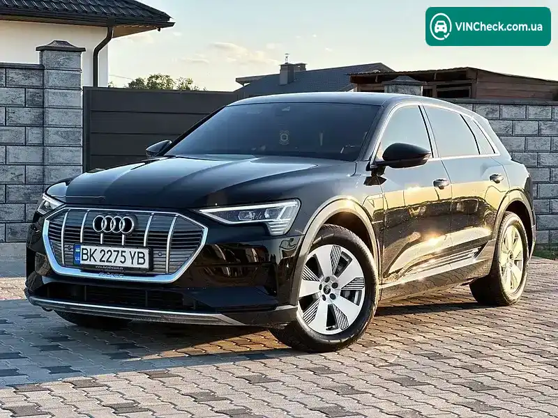 Audi e-tron 2022, фото з оголошення 1 з 21, VIN WAUZZZGEXPB020612