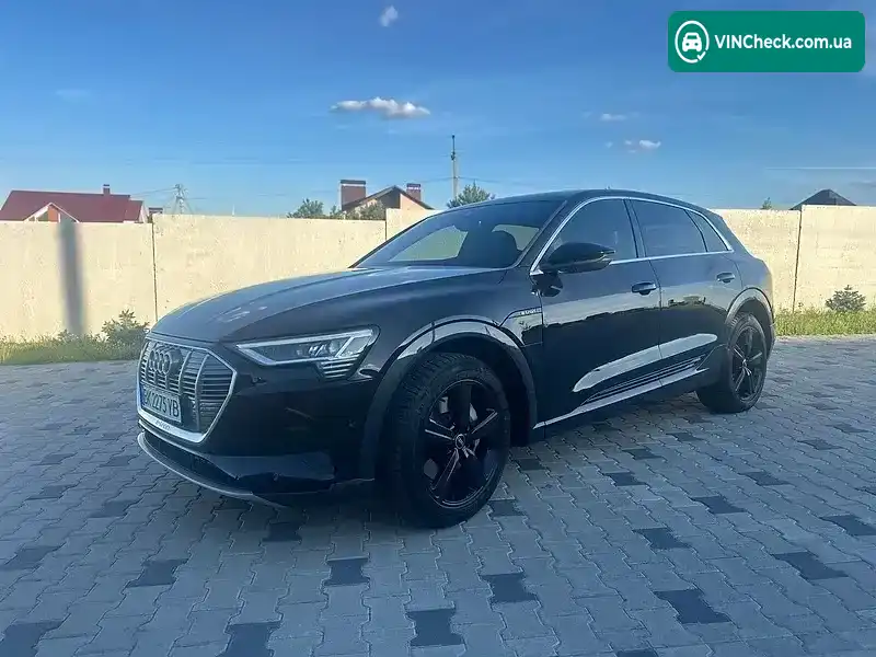 Audi e-tron 2022, фото з оголошення 2 з 21, VIN WAUZZZGEXPB020612