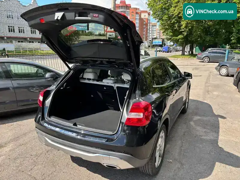 Mercedes-Benz GLA-Class 2019, фото з оголошення 2 з 21, VIN WDCTG4EBXLU024713