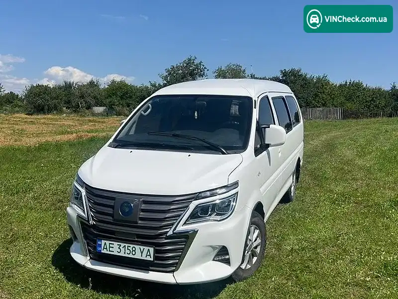 Dongfeng M5EV 2022, фото з оголошення 1 з 9, VIN LMXD12BC1NZ439528