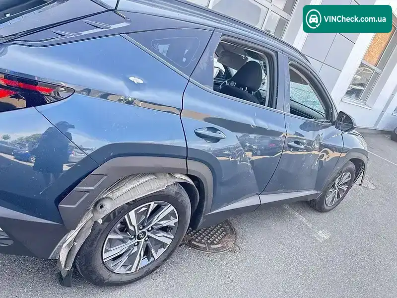 Hyundai Tucson 2023, фото з оголошення 2 з 19, VIN TMAJB81DBMJ358796