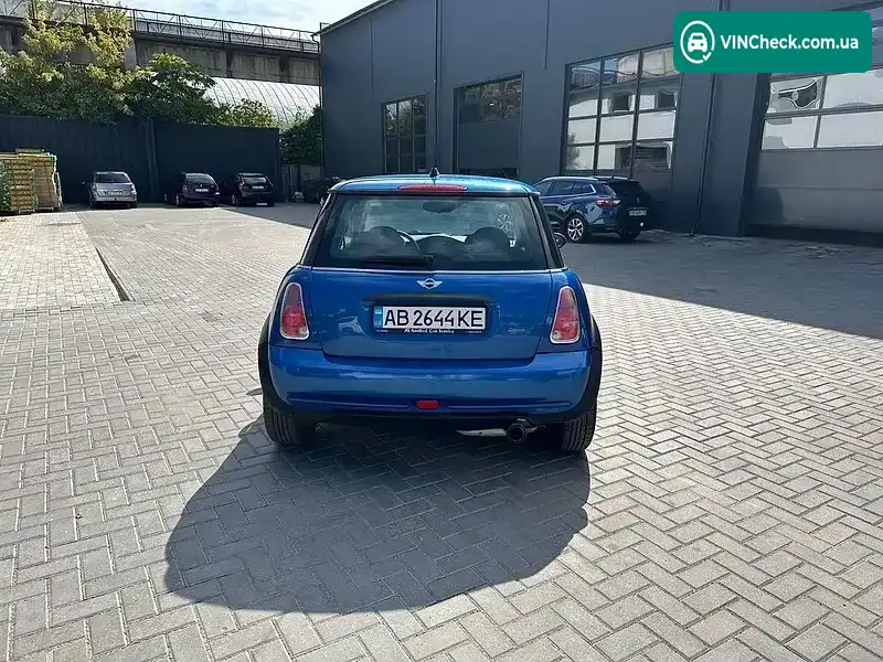 MINI Hatch 2006, фото з оголошення 2 з 17, VIN WMWRA31040TA95892