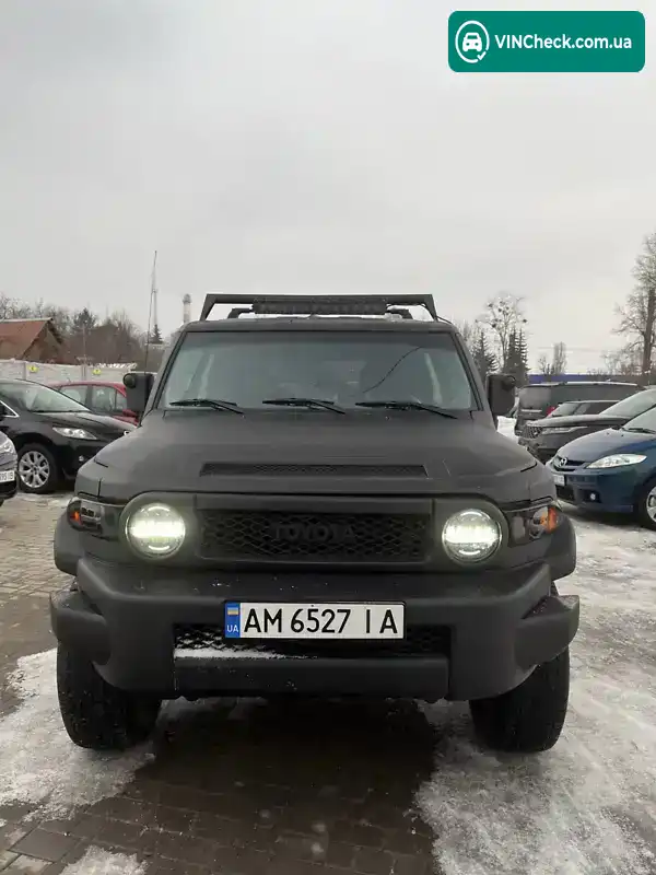 Toyota FJ Cruiser 2007, фото з оголошення 1 з 15, VIN JTEBU11F98K015582