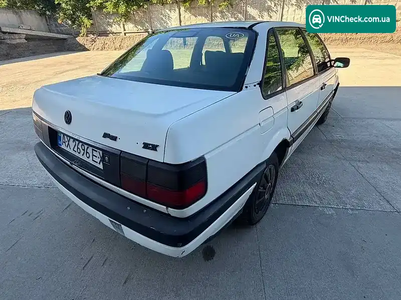 Volkswagen Passat 1993, фото з оголошення 2 з 8, VIN WVWZZZ31ZPE129834
