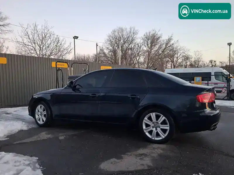 Audi A4 2009, фото з оголошення 2 з 13, VIN WAULF78K49N069961