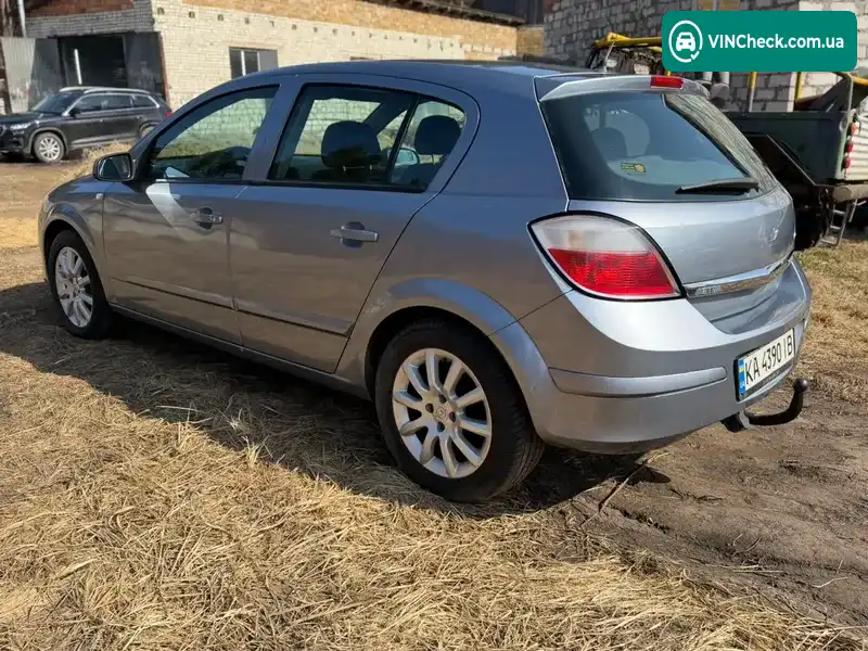 Opel Astra 2004, фото з оголошення 2 з 7, VIN W0L0AHL4848068490