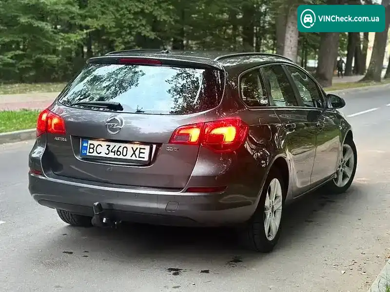 Opel Astra 2011, фото з оголошення 2 з 13, VIN W0LPD8EG5B8082267