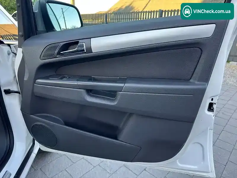 Opel Zafira 2010, фото з оголошення 2 з 21, VIN W0L0AHM75B2000236