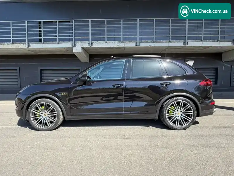 Porsche Cayenne 2016, фото з оголошення 1 з 16, VIN WP1AE2A20GLA61731