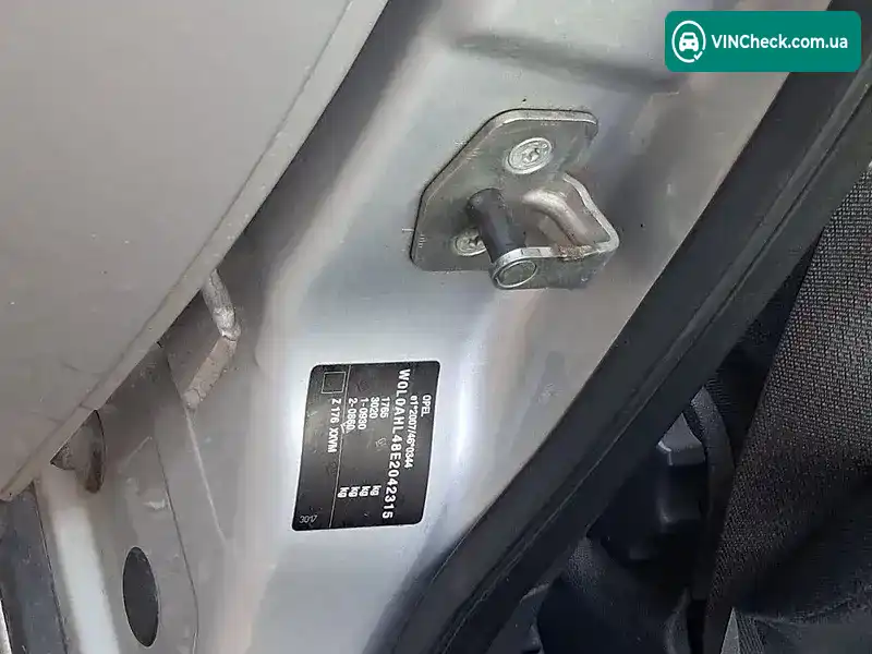 Opel Astra 2014, фото з оголошення 2 з 17, VIN W0L0AHL48E2042315