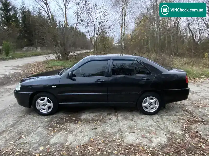 Chery Amulet 2007, фото з оголошення 2 з 13, VIN LVVDA11B17D143925