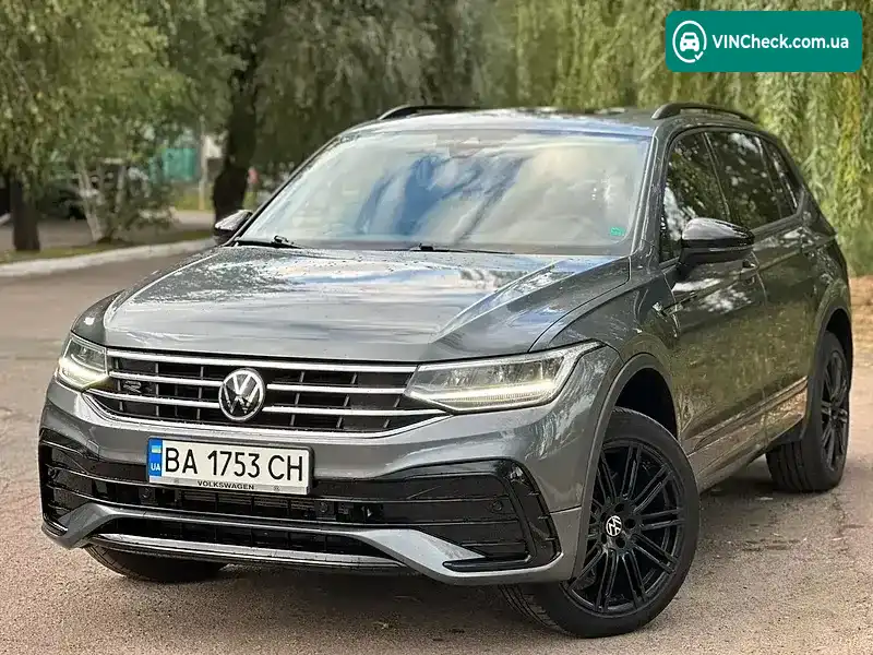 Volkswagen Tiguan 2021, фото з оголошення 2 з 20, VIN 3VV8B7AX6NM023368