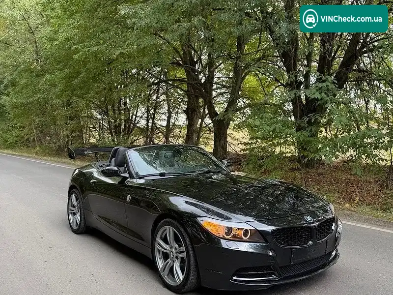 BMW Z4 2011, фото з оголошення 2 з 17, VIN WBALM7C5XBE382767