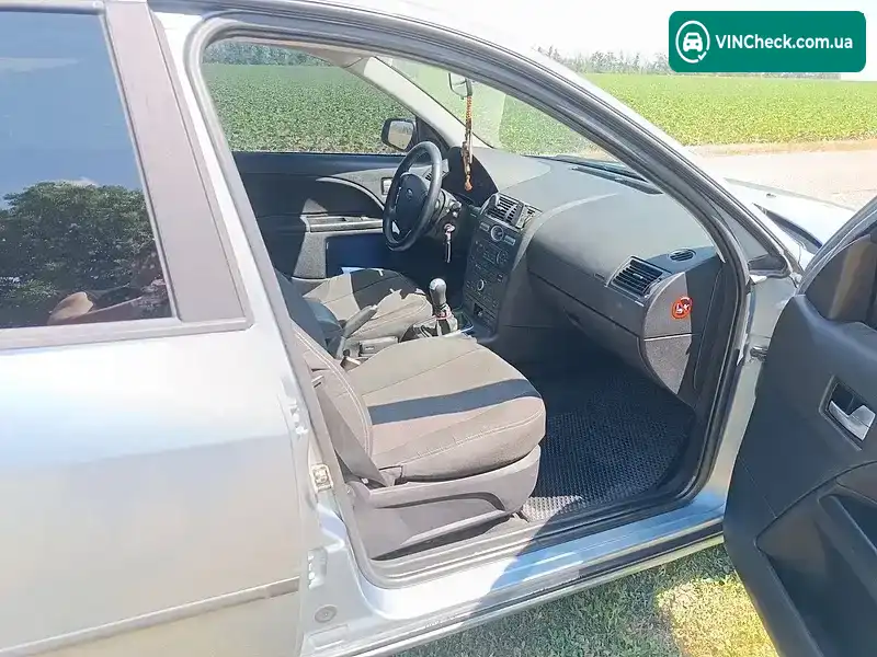 Ford Mondeo 2004, фото з оголошення 2 з 14, VIN WF05XXGBB54S83273
