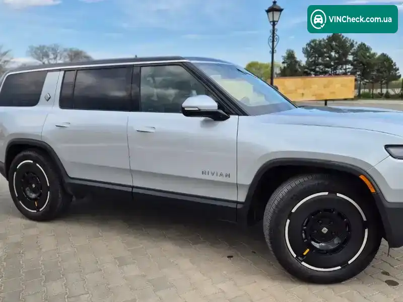 Rivian R1S 2024, фото з оголошення 1 з 21, VIN 7PDSGBBA4SN052199
