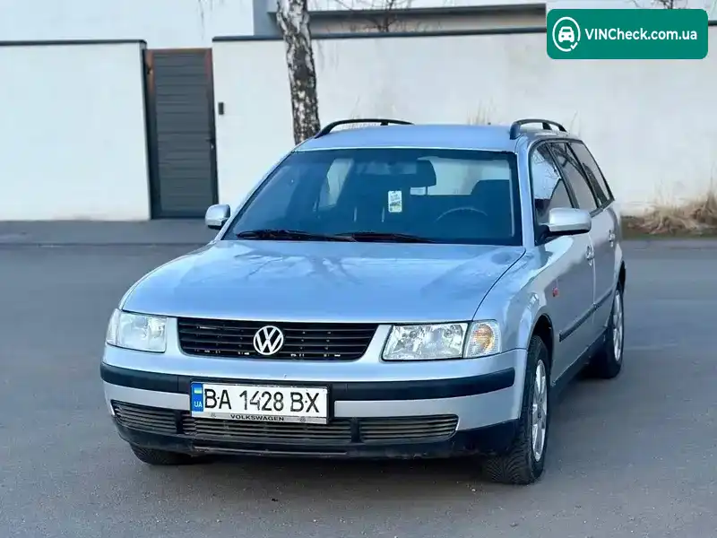 Volkswagen Passat 1998, фото з оголошення 1 з 18, VIN WVWZZZ3BZWE031100