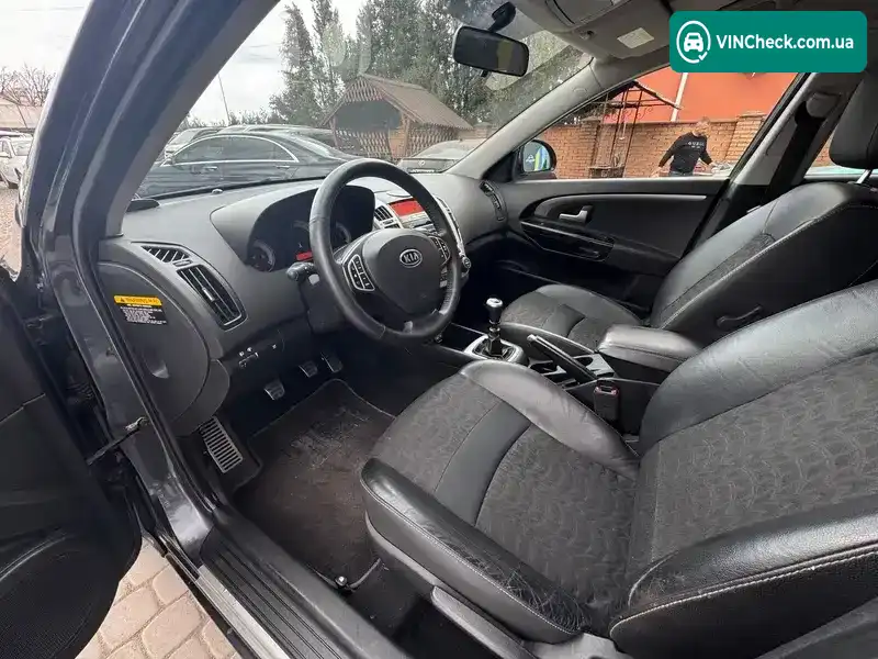 Kia Ceed 2007, фото з оголошення 2 з 21, VIN U5YFF52428L015612