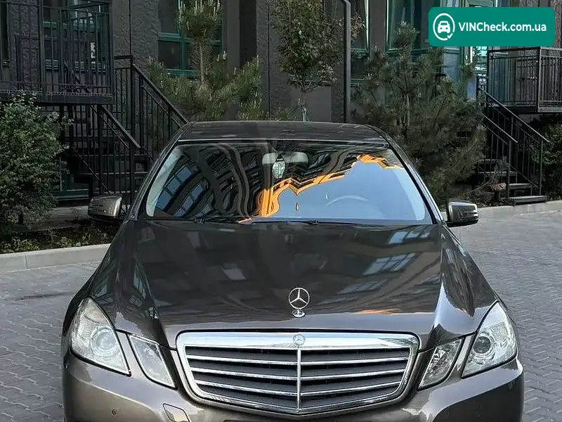Mercedes-Benz E-Class 2010, фото з оголошення 1 з 20, VIN WDD2120021A005920