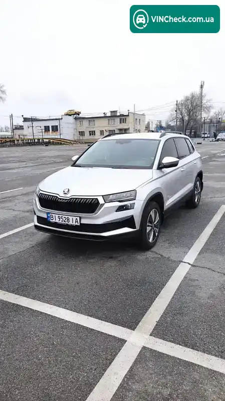 Skoda Karoq 2023, фото з оголошення 1 з 8, VIN TMBJC7NU9PB201085
