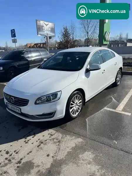 Volvo S60 2013, фото з оголошення 2 з 21, VIN YV1FS848BE1285944
