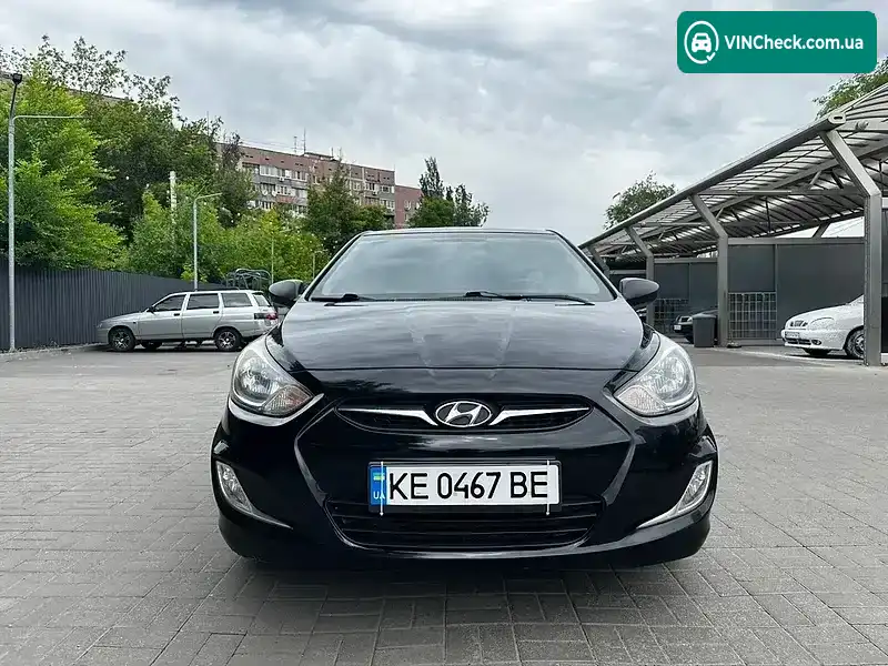 Hyundai Accent 2013, фото з оголошення 2 з 21, VIN Z94CT41CADR202309