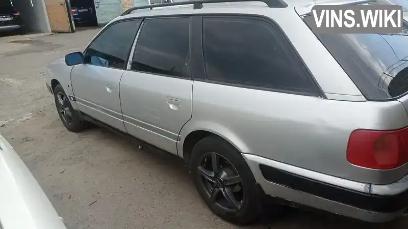 Audi 100 1994, фото з оголошення 2 з 5, VIN 1FMCU9G93EUC48720