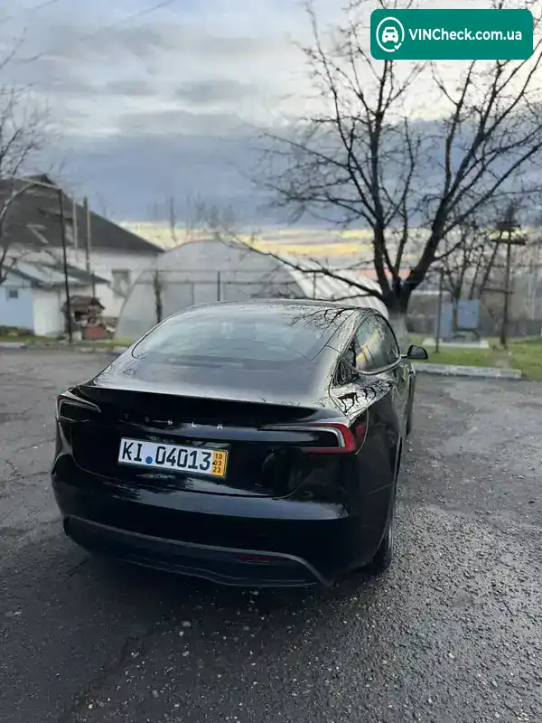 Tesla Model 3 2024, фото з оголошення 1 з 9, VIN LRW3E7FS1RC114081