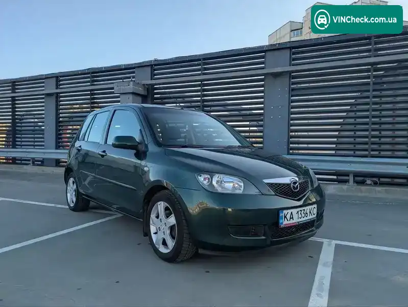 Mazda 2 2005, фото з оголошення 1 з 8, VIN JMZNCAWPJN5A89111
