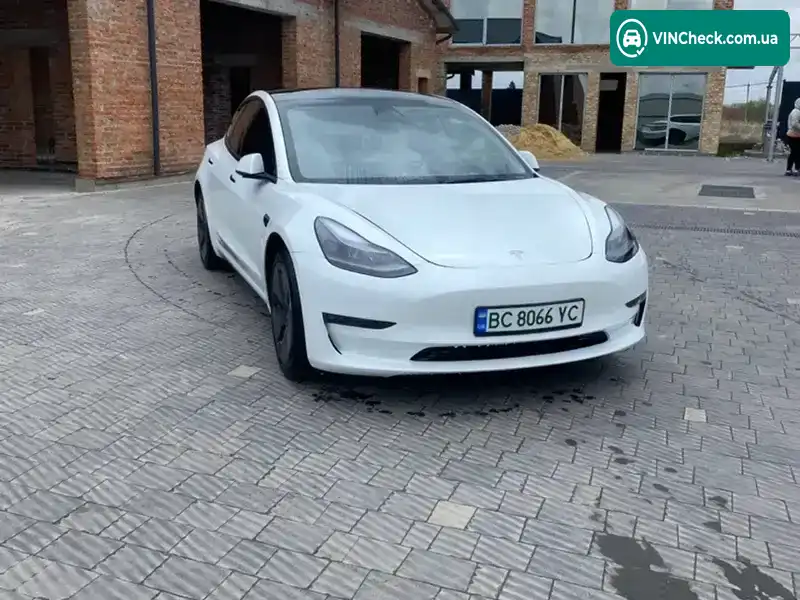 Tesla Model 3 2023, фото з оголошення 1 з 18, VIN 5YJ3E1EA9PF588482