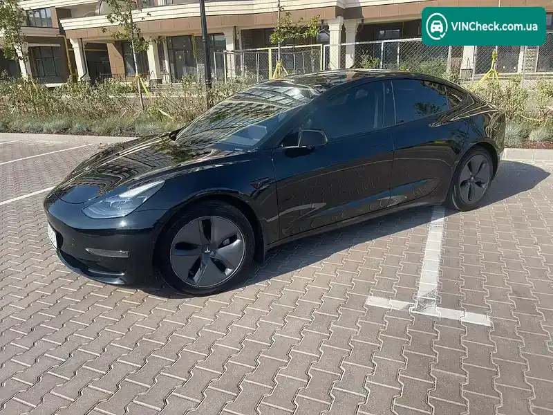 Tesla Model 3 2021, фото з оголошення 2 з 17, VIN 5YJ3E1EA9MF870651