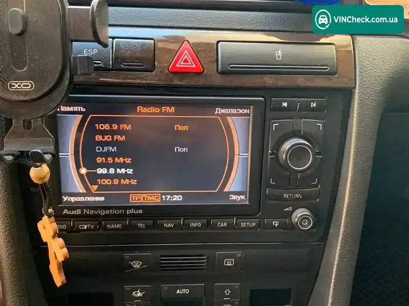 Audi A6 2002, фото з оголошення 2 з 10, VIN WAUZZZ44ZHA030508