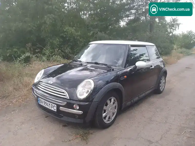 MINI Hatch 2004, фото з оголошення 1 з 4, VIN WMWRB11060TK29039