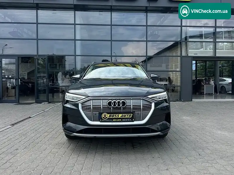 Audi e-tron 2019, фото з оголошення 2 з 20, VIN WAUZZZGE8LB015600