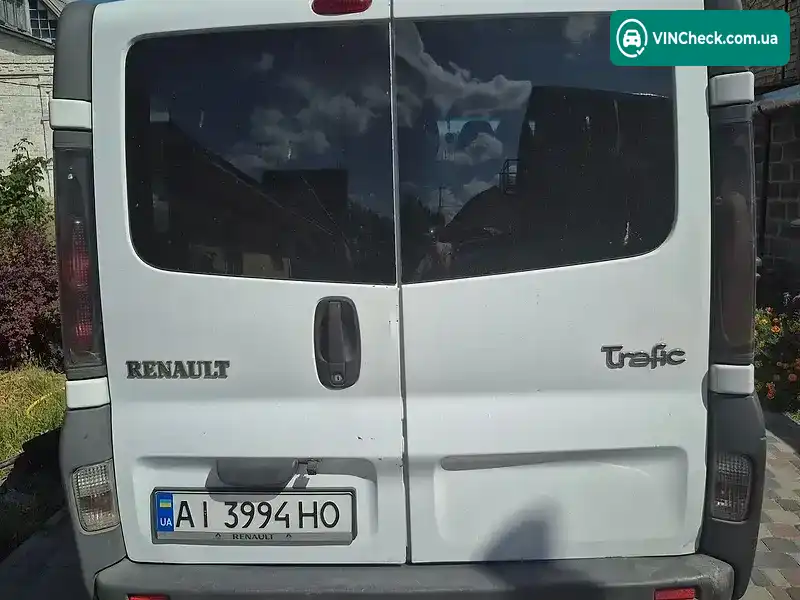 Renault Trafic 2002, фото з оголошення 2 з 16, VIN VF1FLACA62V130018