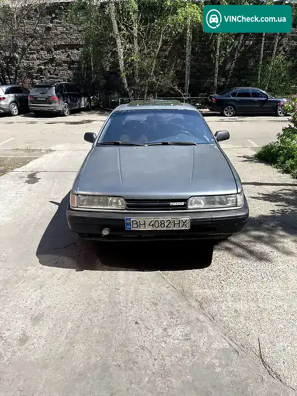 Mazda 626 1988, фото з оголошення 2 з 15, VIN JMZGD14H201182692
