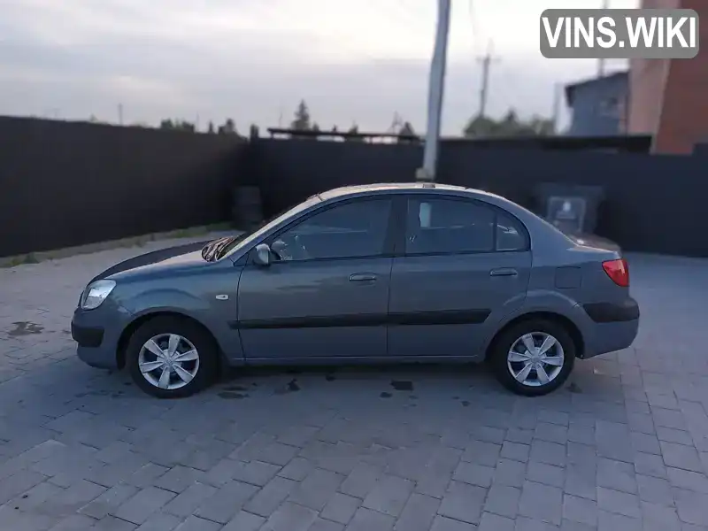 Kia Rio 2006, фото з оголошення 2 з 17, VIN KNEDE221366159387