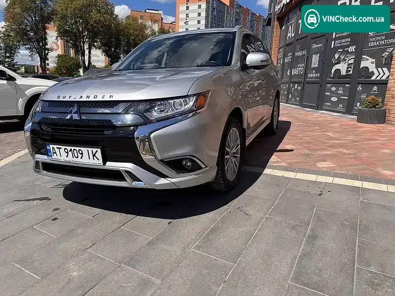 Mitsubishi Outlander 2019, фото з оголошення 1 з 14, VIN JE4M25158KZ053696