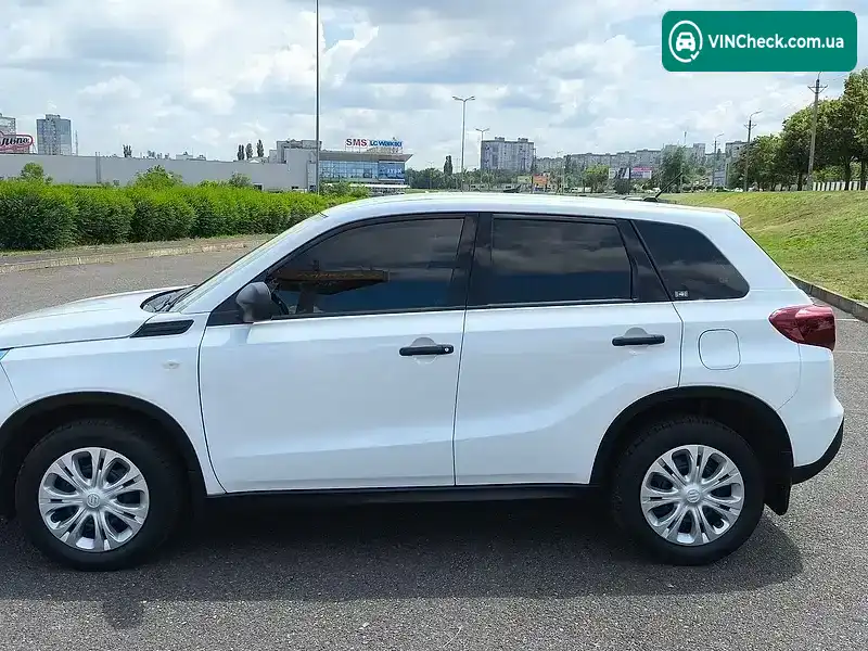 Suzuki Vitara 2019, фото з оголошення 2 з 20, VIN TSMLYD01S00717298