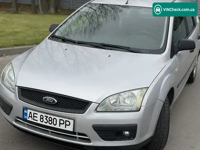 Ford Focus 2004, фото з оголошення 1 з 18, VIN WF0WXXGCDW4S36925