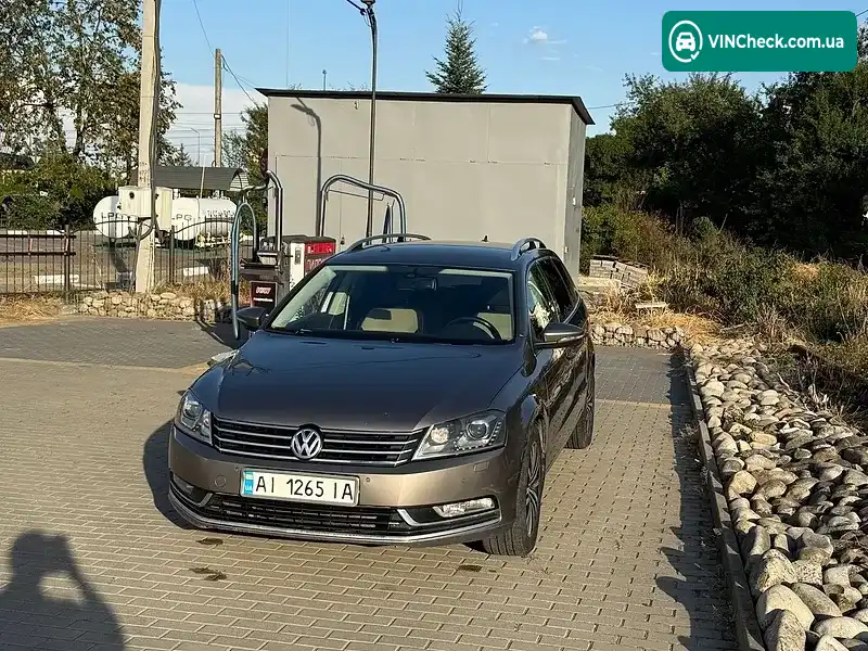Volkswagen Passat 2011, фото з оголошення 2 з 20, VIN WVWZZZ3CZCE009013