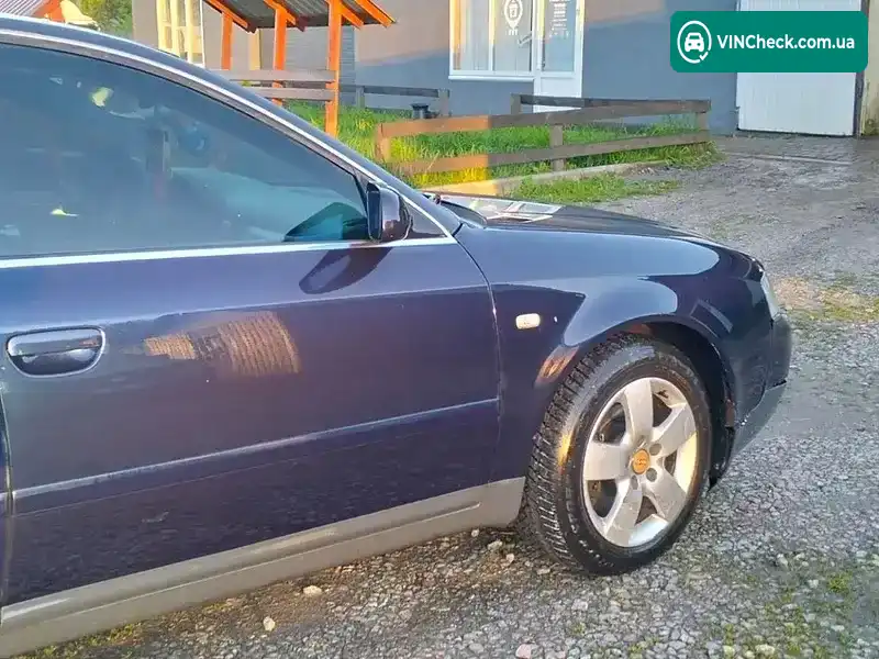 Audi A6 2001, фото з оголошення 2 з 8, VIN WAUZZZ4B92N006220