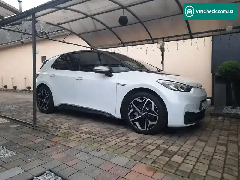 Volkswagen ID.3 2020, фото з оголошення 1 з 20, VIN WVWZZZE1ZLP001702