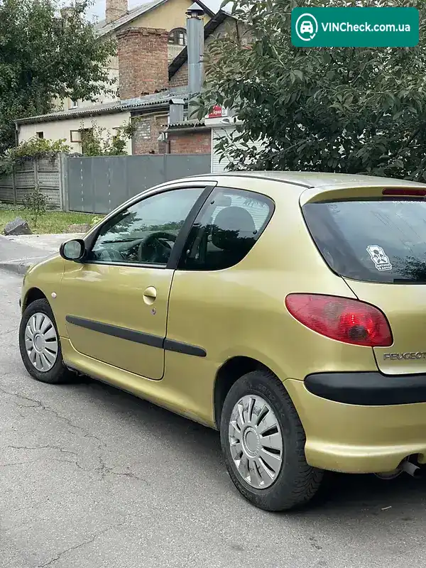 Peugeot 206 2004, фото з оголошення 2 з 20, VIN VF32CHFXF43810863