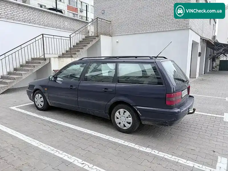 Volkswagen Passat 1996, фото з оголошення 2 з 13, VIN WVWZZZ3AZTE183554